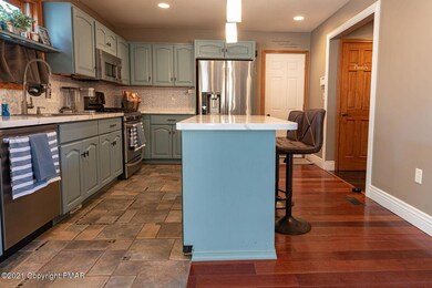 1098 State Rd, Effort, PA 18330 - photo 4