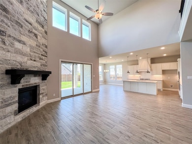 2201 Essex Ct, Celina, TX 75009 - photo 3