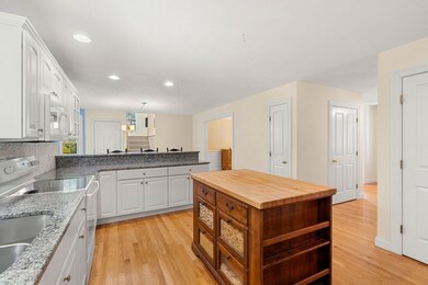 128 Adams St, Dunstable, MA 01827 - photo 5