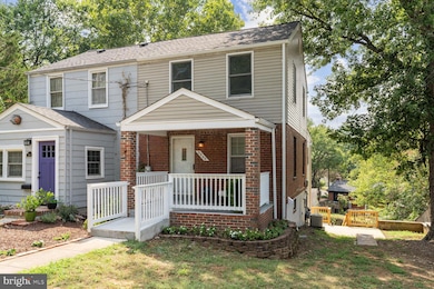 5902 Edgehill Dr, Alexandria, VA 22303 - photo 2