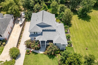 468 E Chase Ct, Mandeville, LA 70448 - photo 5