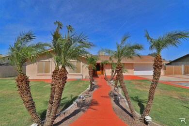 1098 S Brangus Ave, Yuma, AZ 85364 - photo 2