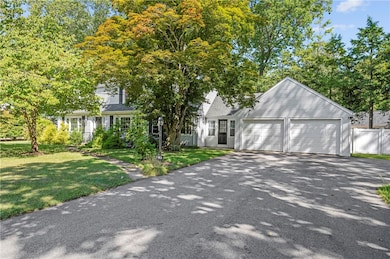 660 Nate Whipple Hwy, Cumberland, RI 02864 - photo 2