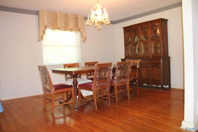 313 Riley Cir, Gadsden, AL 35901 - photo 6