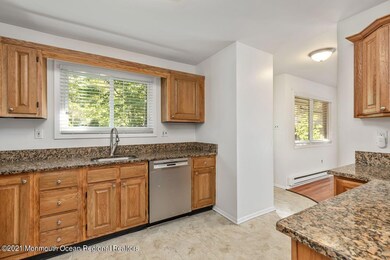 6 Farmingdale Ct, Red Bank, NJ 07701 - photo 6