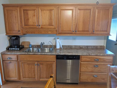 1116 Hollyhock Ln, Bluffton, IN 46714 - photo 3