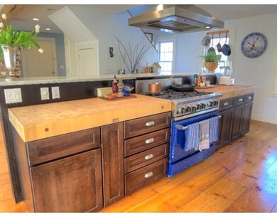 55 Concord St, Holliston, MA 01746 - photo 4