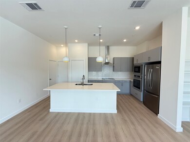 33200 Forest St W unit 72A, Magnolia, TX 77354 - photo 3