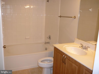 Bryson At Woodland Park unit 120, Herndon, VA 20171 - photo 5