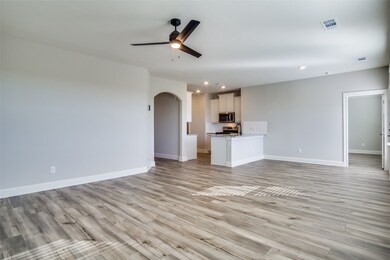 1028 Sleepy Owl Ln, Fort Worth, TX 76108 - photo 3