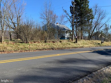 11169 Winchester Grade Rd, Berkeley Springs, WV 25411 - photo 4