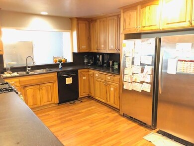 2066 Placer St, Redding, CA 96001 - photo 5