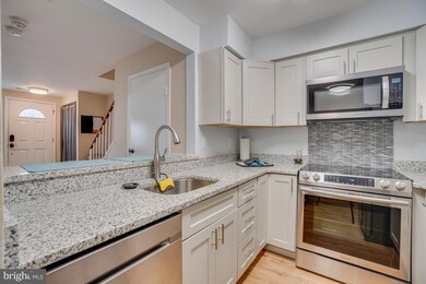 7530 Belle Grae Dr, Manassas, VA 20109 - photo 6