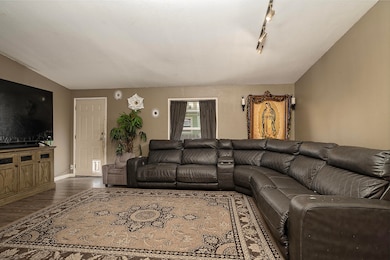 1570 S Peach St unit SPC 45, Medford, OR 97501 - photo 5