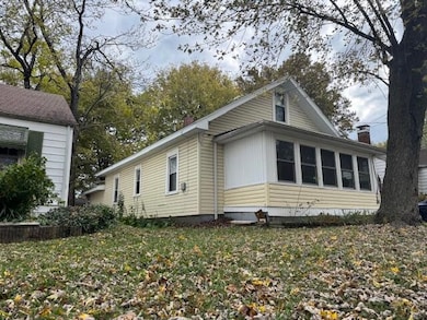 1022 S New Ave, Springfield, MO 65807 - photo 2