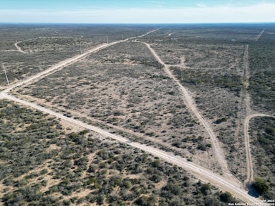 1512 776 Powerline Rd, Coms, TX 78837 - photo 2