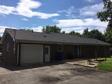 512 Shadow Dr, Shelbyville, TN 37160 - photo 2