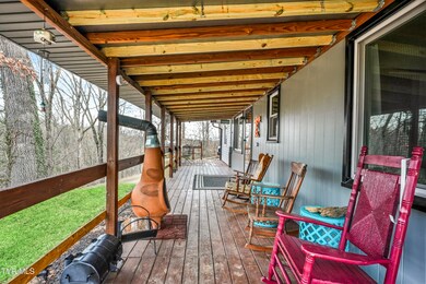 HorseshoeEXTERIOR-2