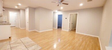 7608 E Magnolia St unit B, Houston, TX 77012 - photo 3