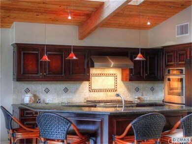 Gourmet style kitchen with stainless steel applian
