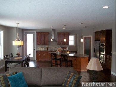 7505 Oxbow Creek Cir N, Minneapolis, MN 55445 - photo 7