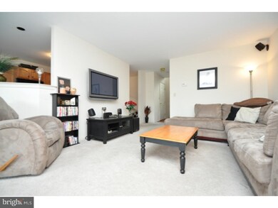 6893 Hunt Dr unit 677, Macungie, PA 18062 - photo 3