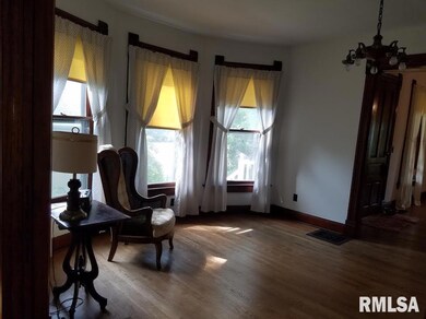 920 Bridge Ave, Davenport, IA 52803 - photo 6