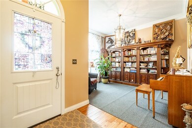 2711 Daffodil Ct W, Columbus, IN 47201 - photo 2