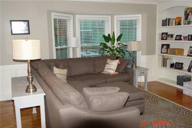 8606 Hallet St, Lenexa, KS 66215 - photo 4