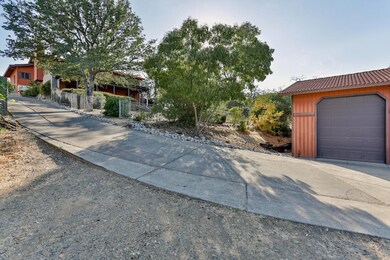 2680 Starlight Blvd, Redding, CA 96001 - photo 3