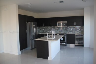 6925 NW 104th Ct, Miami, FL 33173 - photo 2