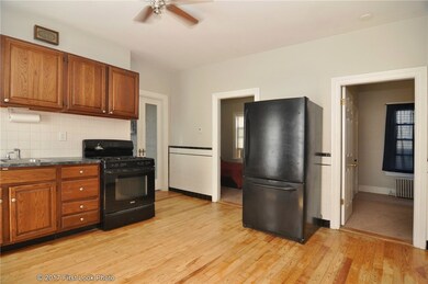 9 Flora St, Providence, RI 02904 - photo 3