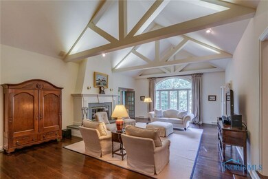 2661 Forestvale Rd, Ottawa Hills, OH 43615 - photo 4