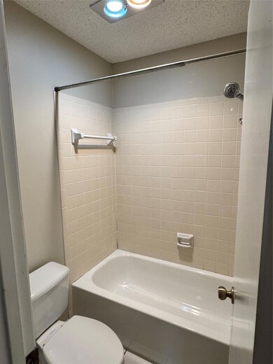 2621 Gwendolyn Ln unit A, Austin, TX 78748 - photo 2