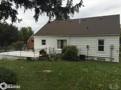 303 Elm St, Coon Rapids, IA 50058 - photo 3