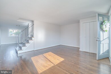 1344 Deanwood Rd, Parkville, MD 21234 - photo 3