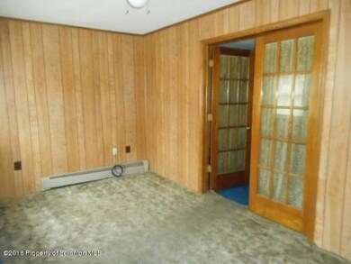 250 Main St, Blakely, PA 18447 - photo 5