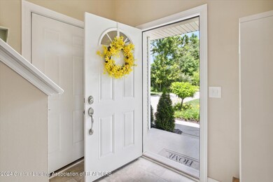 07-1420-Villa-View-Ln-WindowStill-02