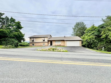 135 8th St, Blakely, PA 18447 - photo 6