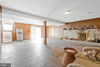 4605 Westridge Place, Temple Hills, MD 20748 - photo 6