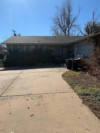 5408 NW 67th St, Warr Acres, OK 73132 - photo 2