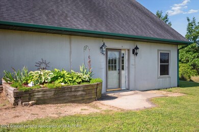 06-6810-Paddock-Ln-Charlotte-MI-48813-Wi