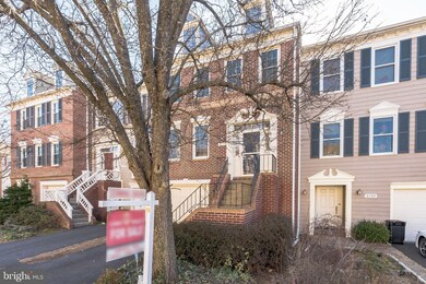 6895 Mclean Province Cir, Falls Church, VA 22043 - photo 3