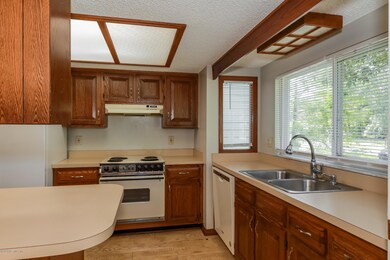 005-photo-kitchen-8541074