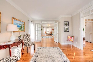 French doors between Living & Family rooms