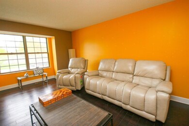 1310 Abbeyhill Dr, Worthington, OH 43085 - photo 6