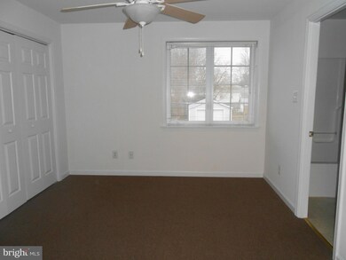 22756 Lawrence Ave unit 2, Leonardtown, MD 20650 - photo 3