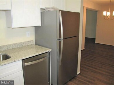 7680 Tremayne Place unit 208, McLean, VA 22102 - photo 5