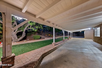 11075 Oso Avenue Chatsworth CA-84