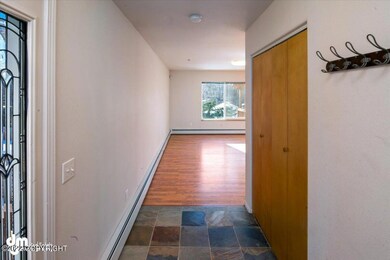634 E 73rd Ave unit B, Anchorage, AK 99518 - photo 2